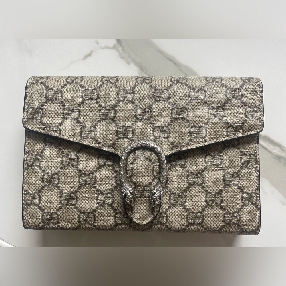 Gucci Dionysus GG Supreme ChainWallet